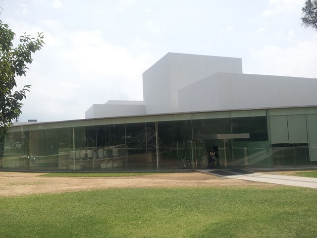 21世紀美術館の外観
